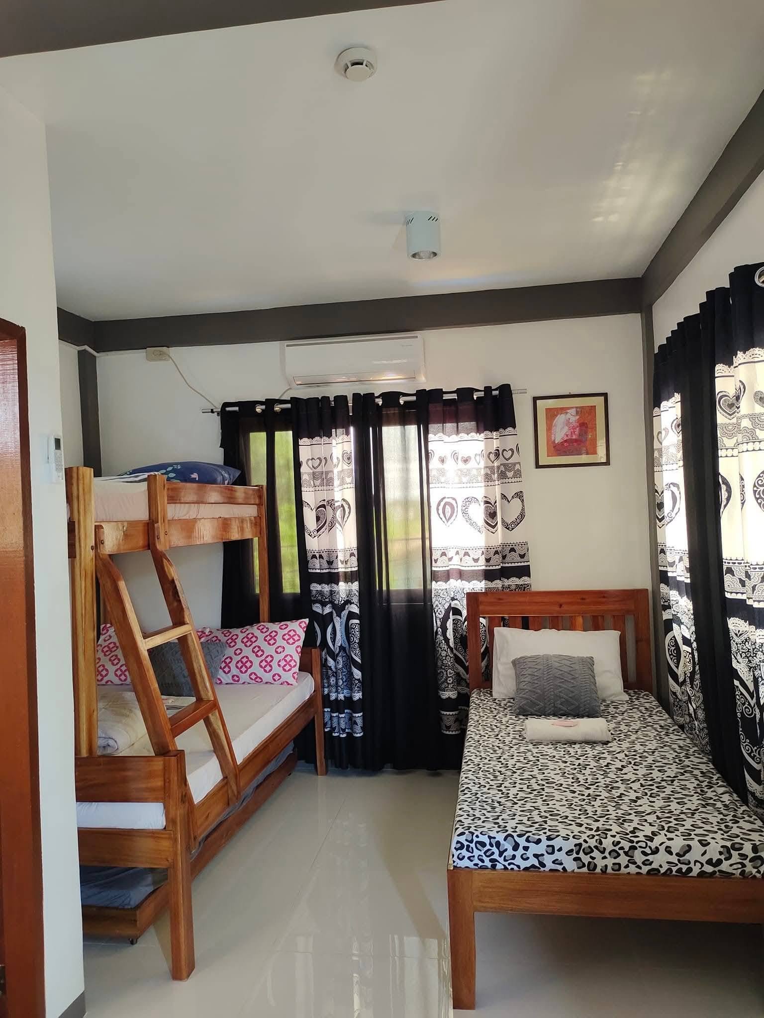 Nevilos Place  — Transient House Photo 3